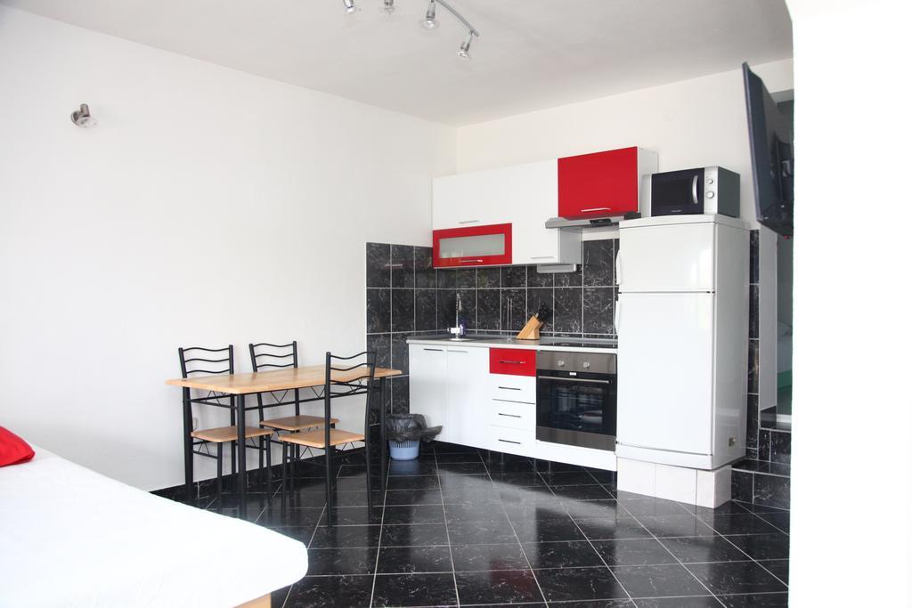 Villa Gorica Apartments Ražanj Extérieur photo