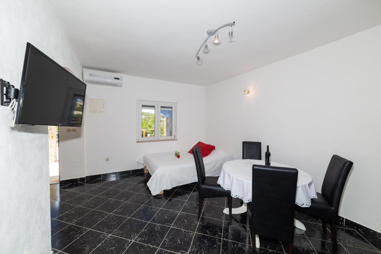 Villa Gorica Apartments Ražanj Extérieur photo